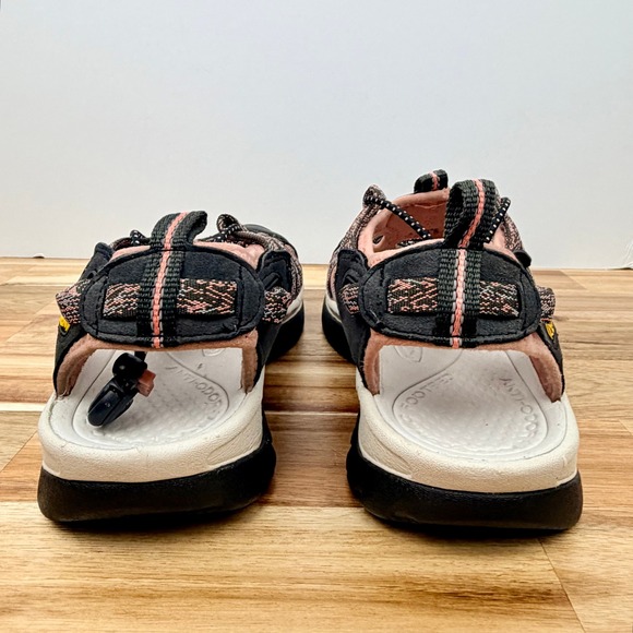 KEEN Whisper Waterproof Sport Sandals Black Pink Womens 9 1016244 - Picture 6 of 9